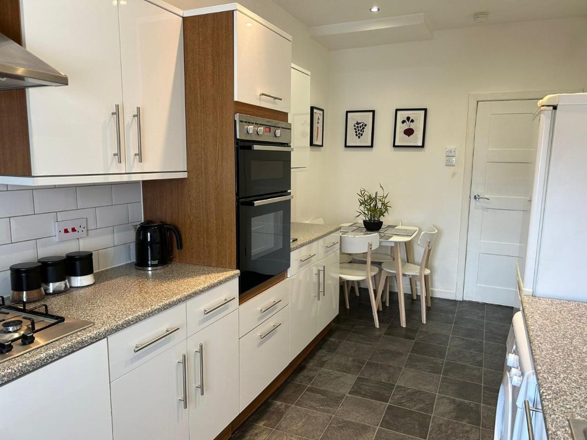 Light And Spacious Highcross Apartment Poulton-le-Fylde Extérieur photo